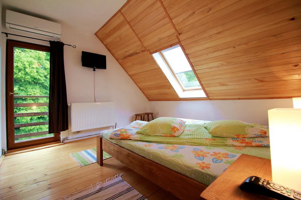 Vila Sucu Hotel Poiana Marului  Room photo