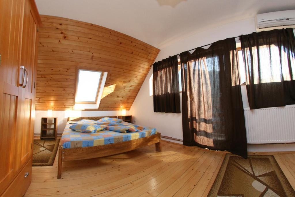 Vila Sucu Hotel Poiana Marului  Room photo